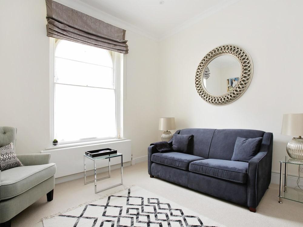 Central Flat Westminster